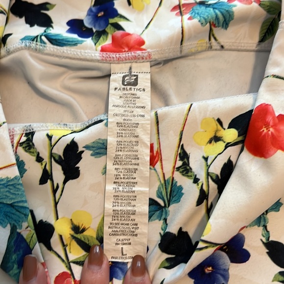 Fabletics Floral leggings - Picture 4 of 6